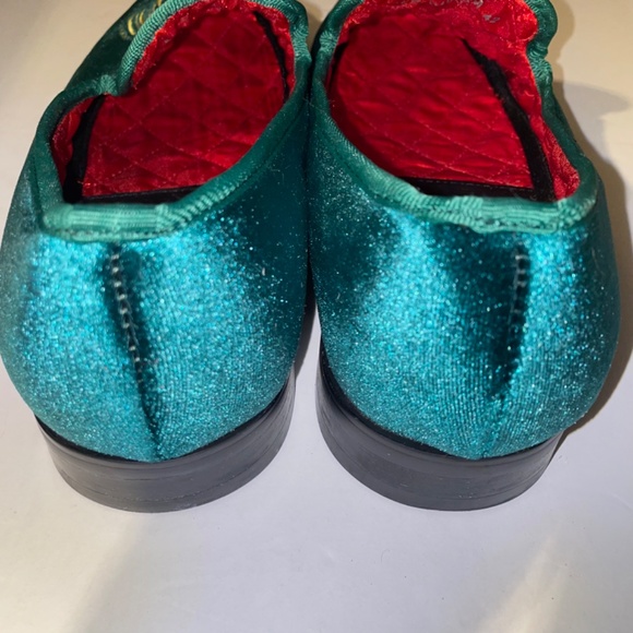 Loafers for Men Green Velvet Shoes of Fashion Embroidered Size 9 - Picture 11 of 13